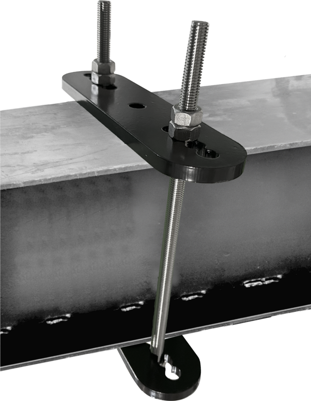 Platines en acier galvanisé pour bridage des intermédiaires par contre-plaque (pour poutre largeur 80-150 mm)